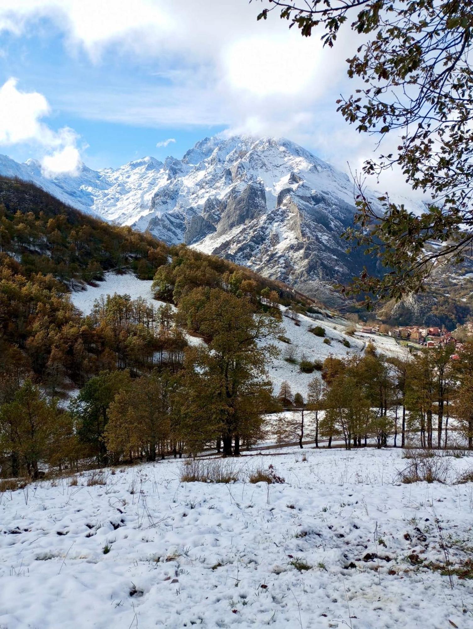 Albergue Pena Castil Сотрес Экстерьер фото