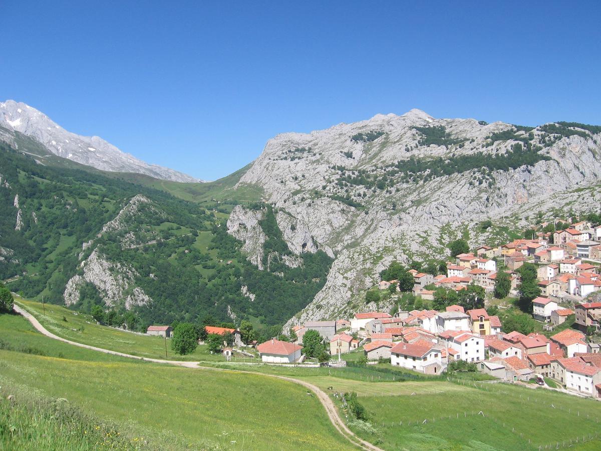 Albergue Pena Castil Сотрес Экстерьер фото
